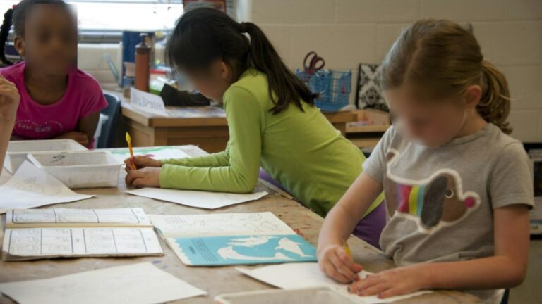 menina-e-repreendida-por-vice-diretor-apos-evangelizar-em-escola-nos-eua