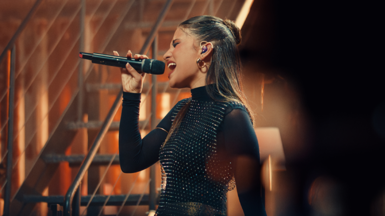 lis-avancini-estreia-primeiro-projeto-com-single-“excede-o-entendimento”