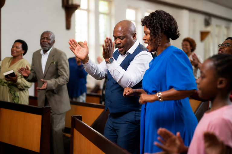 África se torna o novo epicentro do crescimento do cristianismo, com 780 milhões de fiéis africa-se-torna-o-novo-epicentro-do-crescimento-do-cristianismo,-com-780-milhoes-de-fieis